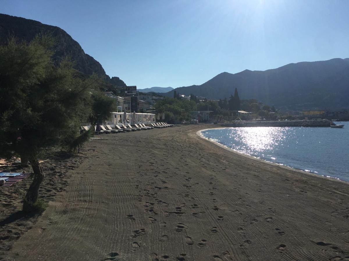 Apartment Duce Omiš Екстериор снимка