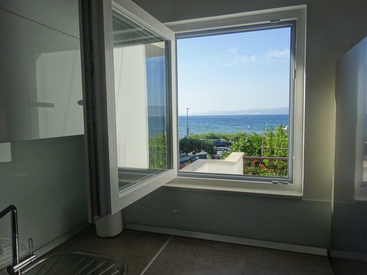 Apartment Duce Omiš Екстериор снимка